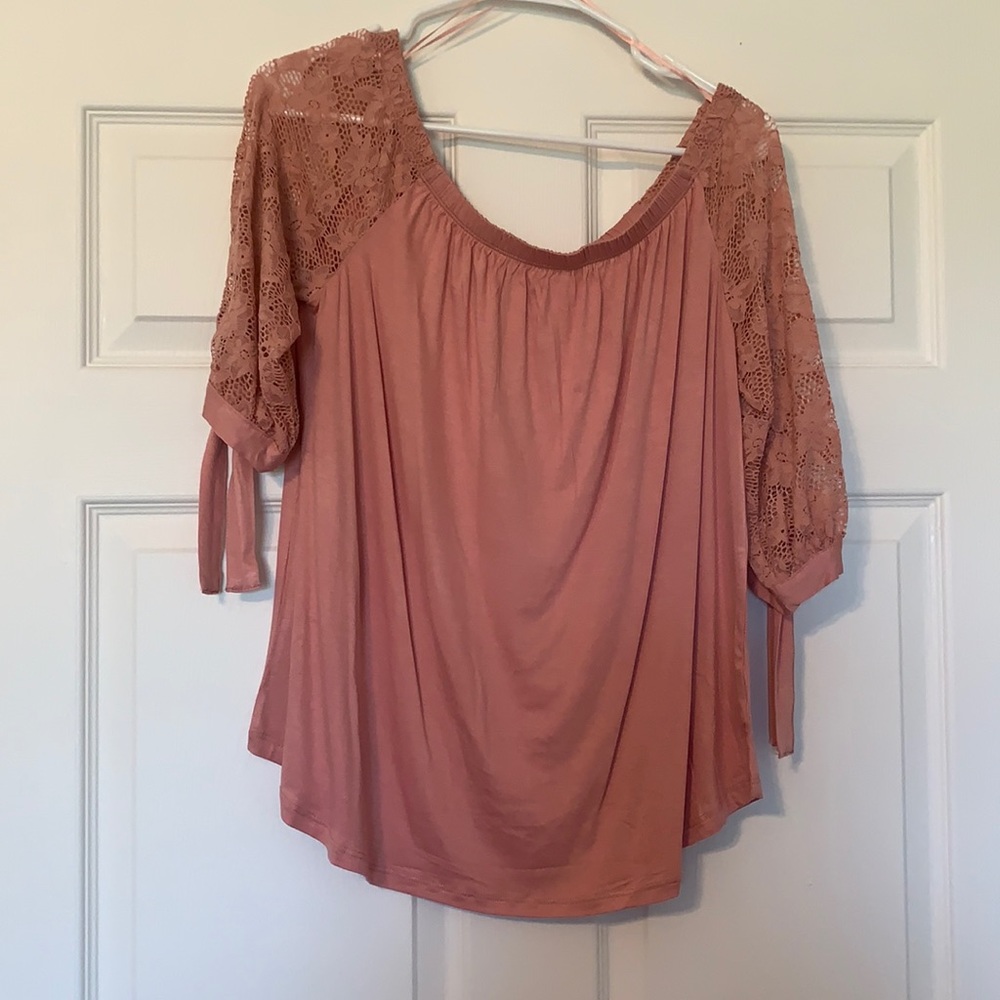 NEW boutique top